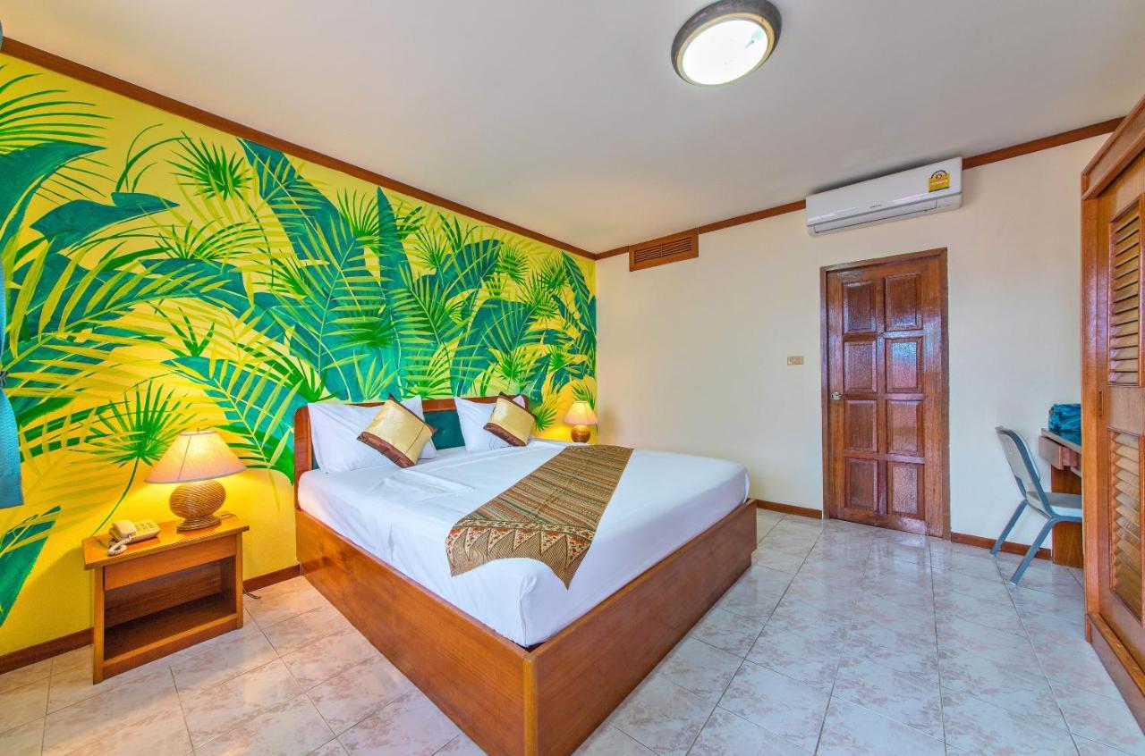 Panda Hotel Patong Exterior photo
