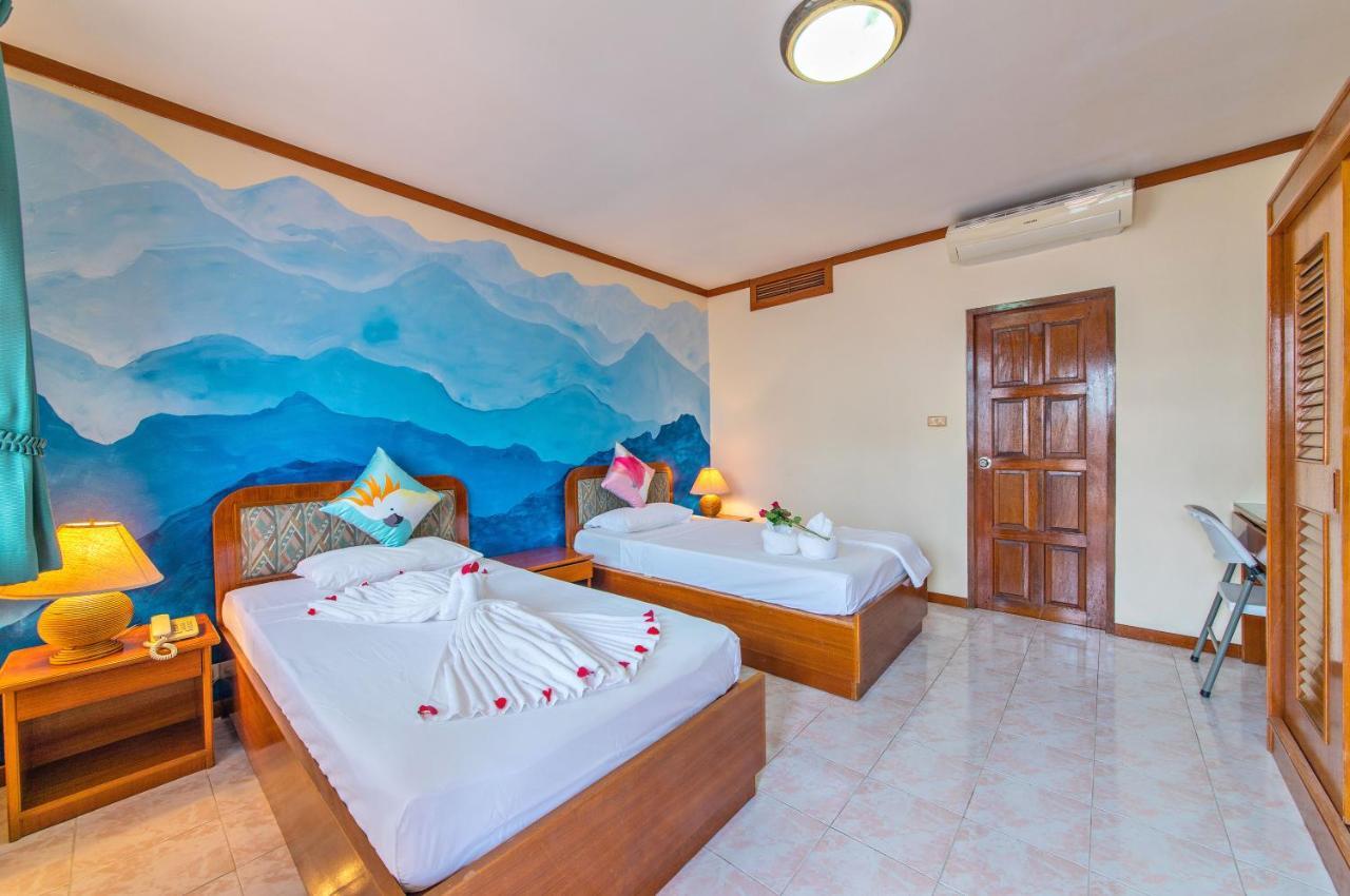 Panda Hotel Patong Exterior photo