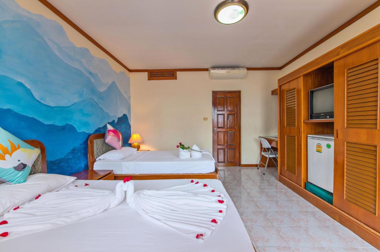 Panda Hotel Patong Exterior photo