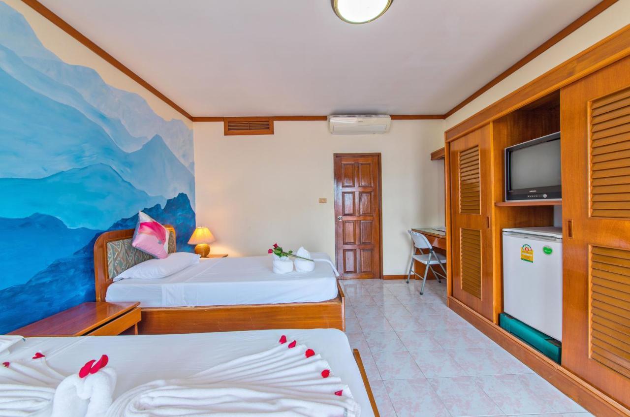 Panda Hotel Patong Exterior photo